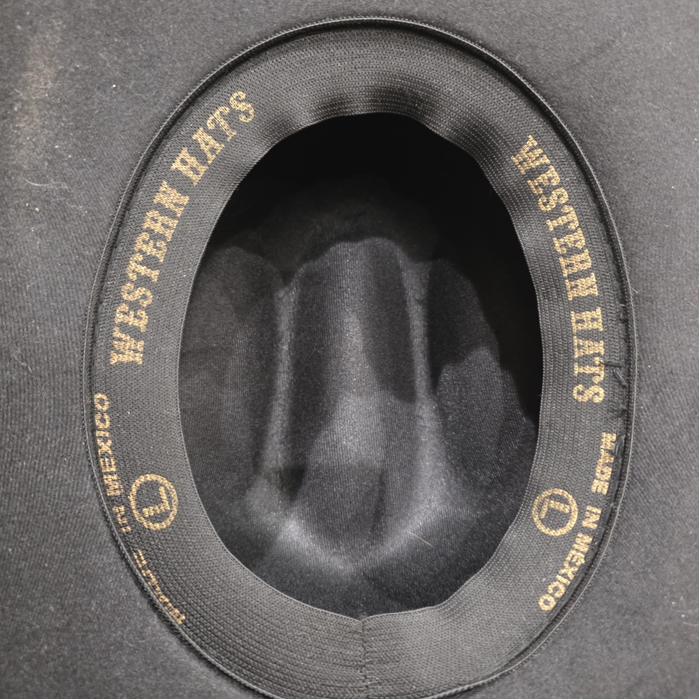 Elegant Black Western Hat with Braided Detail - Picture 4 of 4